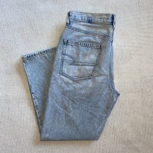 90s Boyfriend Jeans - American Eagle - Addison Rae